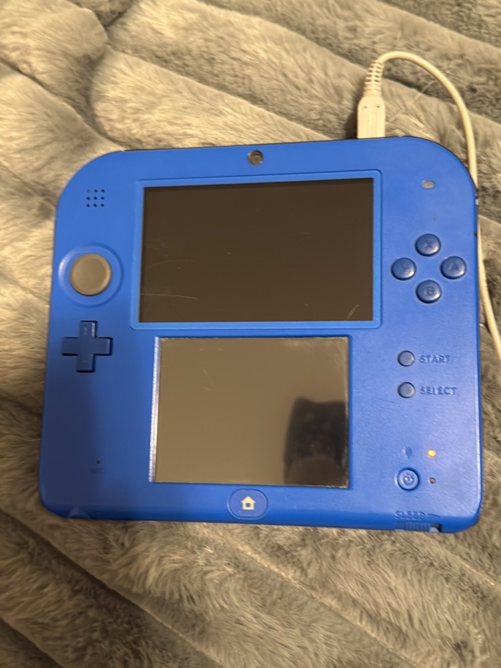 Nintendo Blue 2DS WITH Majora’s Mask Game